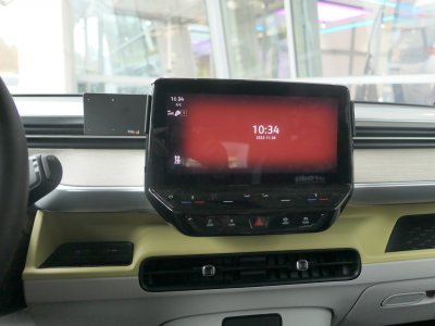 Mobilhållare Volkswagen ID Buzz 2023- och framåt