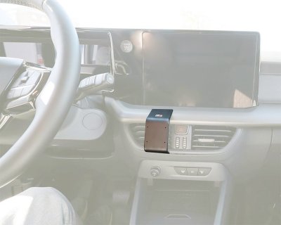 Mobilhållare Ford Transit Courier 2023- | För montering under mittskärmen