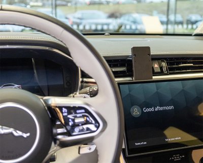 Mobilhållare Jaguar XF från 2021-