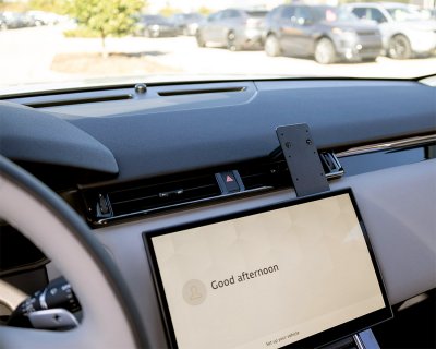Mobilhållare Range Rover Velar från 2024-