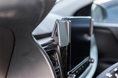 Mobilhållare till Kia Rio från år 2022-