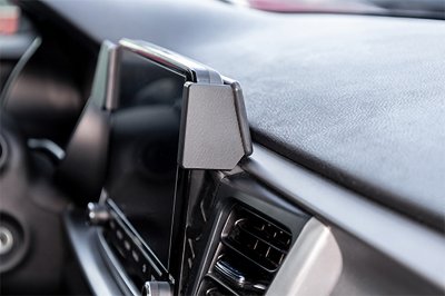 Proclip mobilhållare till Kia Rio från år 2022-