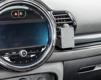 Mobilhållare Mini Clubman 2015- | Passar oavsett vilken skärm du har
