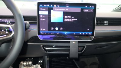 Mobilhållare Volkswagen ID.7 från 2024- och nyare