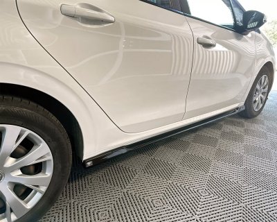 Sidokjolar Peugeot 208 från 2016-2020