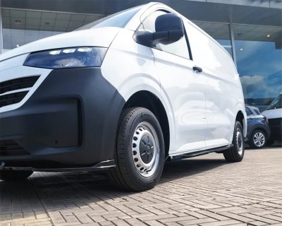 Sidokjolar Ford Transit Custom från 2023-
