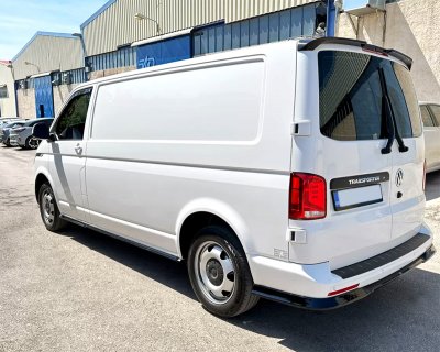 Sidokjolar Volkswagen Caravelle T6.1 L2 från 2019-2024