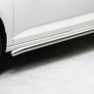 Sidorör med böjda ändar till Volkswagen Caddy från 2021-