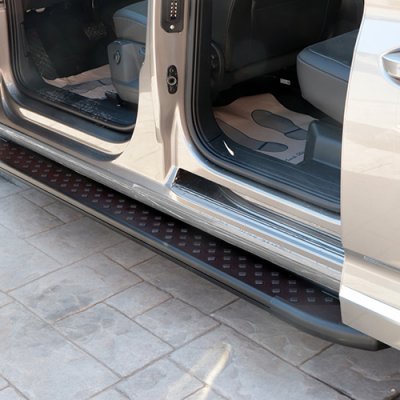 Sidorör i Aluminium (Svart) till Volkswagen Caddy från 2021-