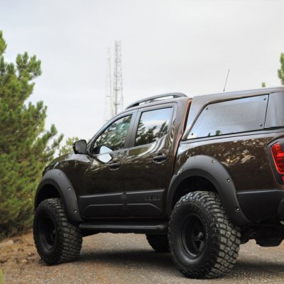 Skärmbreddare Nissan Navara från 2016-2021