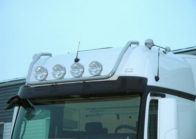 Takbåge i Rostfritt stål - Mercedes-Benz Actros 2011- (GIGA)