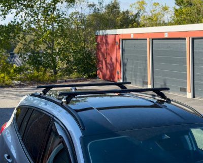 Takräcke Ford Focus från 2018- | Kombi | Svarta