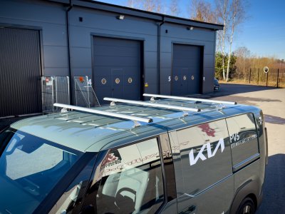 Exempelbild: Takräcken 160 cm för Nissan Primastar från 2022-