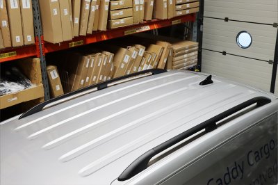 Svarta takrails till Volkswagen Caddy från 2021- | Andrahandssortering