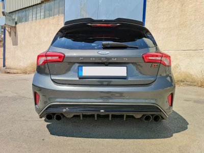 Takvinge Ford Focus från årsmodell 2018-