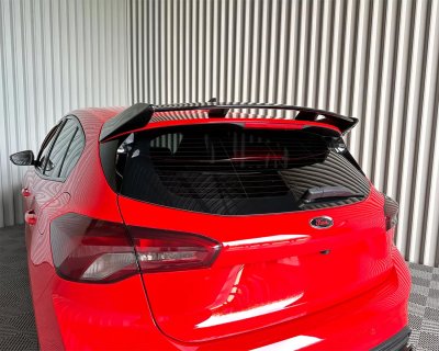 Takvinge Ford Focus Halvkombi från 2018-