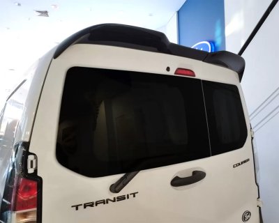 Takvinge Ford Transit Courier från 2023-