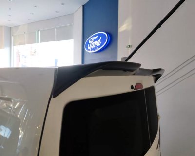 Takvinge Ford Transit Courier från 2023-