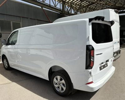Takvinge till Ford Custom 2023- | V2 | Baklucka