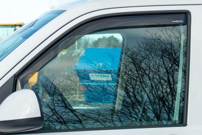 Exempelbild: Vindavvisare till Nissan Interstar från 2024-