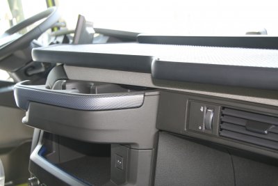 Stort bord Volvo FH från 2020-