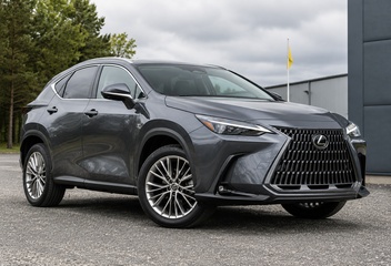 Lexus NX från 2021- och nyare