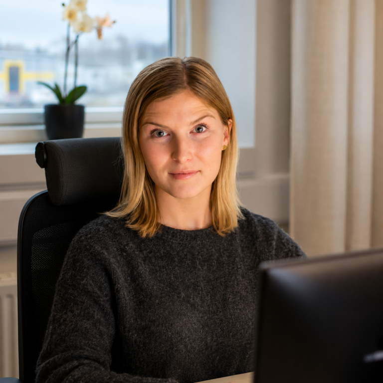 Evelina - Innesälj/Kundtjänst